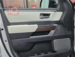 Toyota Sequoia